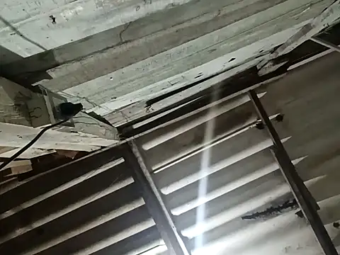 Mullinggri online show from 03-18-26, 04:04