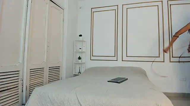 emily gaviria1 online show from 02-28-26, 12:06