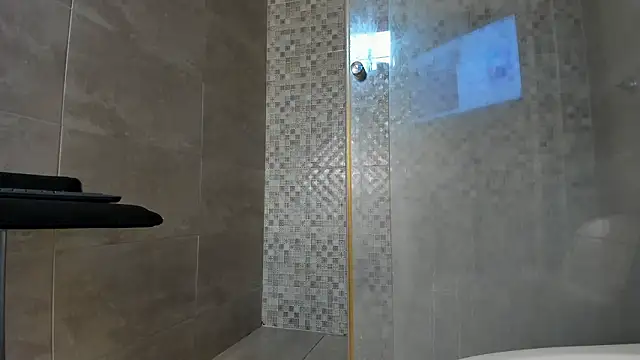 emily gaviria1 online show from 03-10-26, 12:10