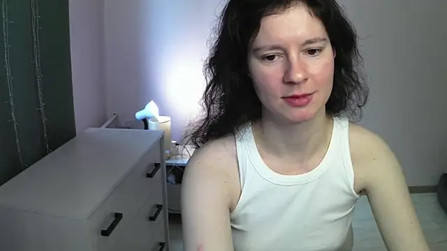 Snapshot of Senxual_Tease chatting on 03-25-26, 12:44 Senxual Tease online show from 03-25-26, 12:44