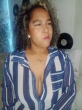 medusafox  online show from 05-15-26, 04:30