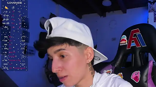 MIKEFONSE- online show from 03-11-26, 04:18