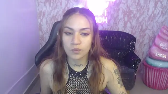 Andrea ch01 online show from 03-04-26, 08:15