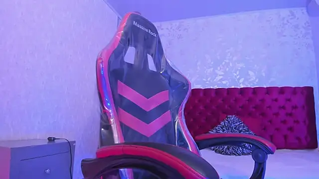 Snapshot of Noha_castellano chatting on 03-07-26, 12:35 Noha castellano online show from 03-07-26, 12:35