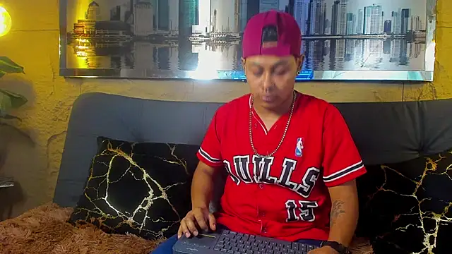 Noha  scott online show from 04-17-26, 03:26