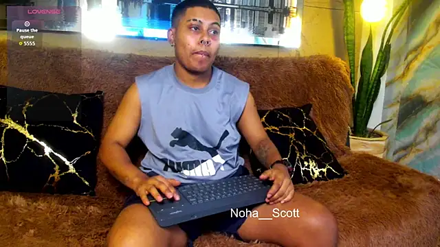 Noha  scott online show from 04-24-26, 03:09