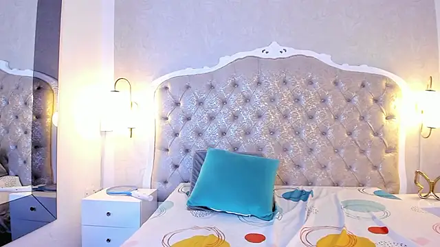 KristalMature online show from 03-08-26, 02:04