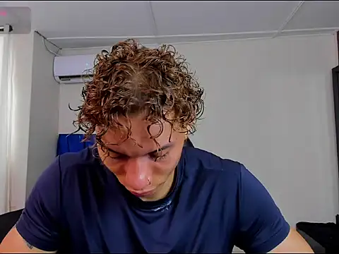 adam smiith1 online show from 03-12-26, 01:39