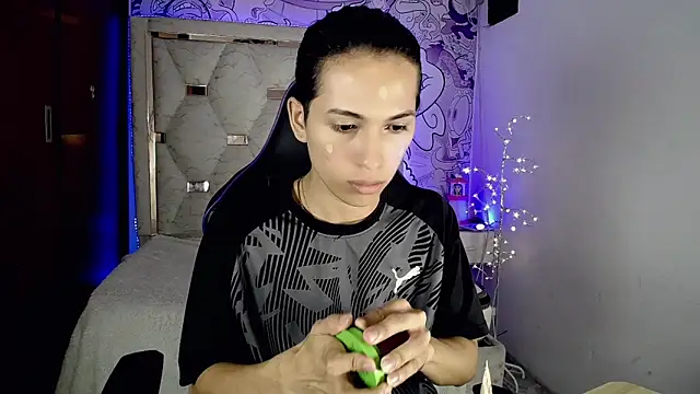 Larry craft online show from 04-25-26, 09:34