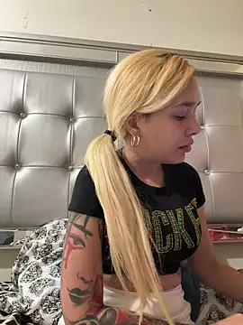 KimberlyBrenda online show from 03-11-26, 04:13