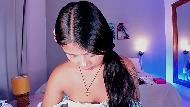 KimTaylorW online show from 06-11-26, 02:33