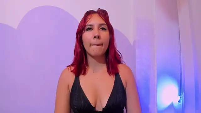 Snapshot of violeta_blaze1 chatting on 06-06-26, 10:20 violeta blaze1 online show from 06-06-26, 10:20