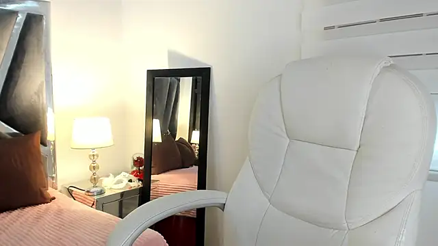 curvy samantta online show from 03-03-26, 07:53