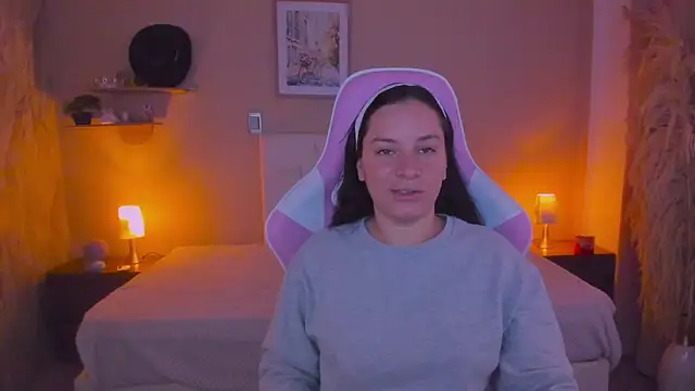 Dollhell online show from 04-16-26, 11:55