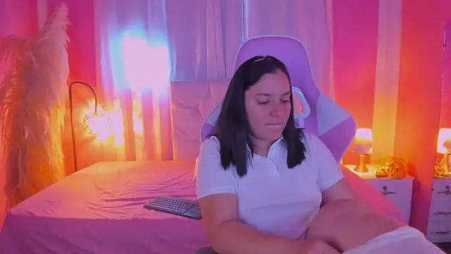 Dollhell online show from 04-29-26, 11:47