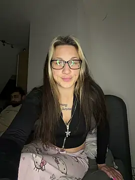 nunezlucx online show from 03-29-26, 01:38