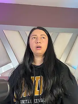 Ashleeyprincess01 online show from 04-27-26, 12:47