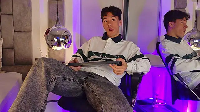 Austin Reedss online show from 04-27-26, 12:14