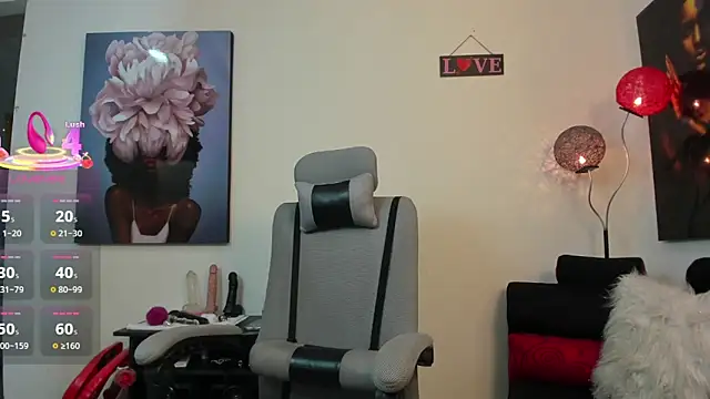 Snapshot of VelvetSirenLight chatting on 03-04-26, 03:07 VelvetSirenLight online show from 03-04-26, 03:07