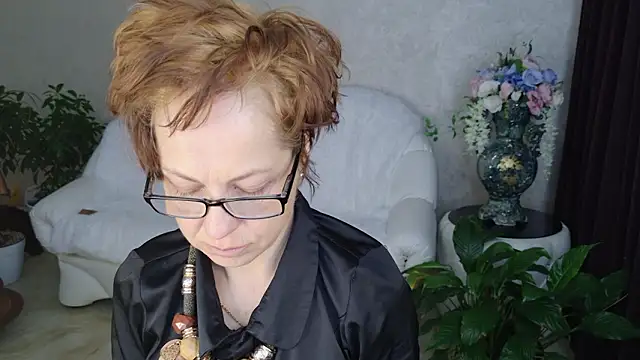 LioraWeiss online show from 03-09-26, 06:39