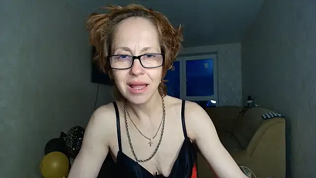 LioraWeiss online show from 05-15-26, 05:20