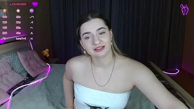 Smi1eF1ower online show from 03-03-26, 10:37