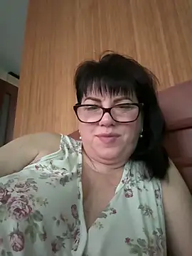 Snapshot of expensive_lady chatting on 03-28-26, 08:14 expensive lady online show from 03-28-26, 08:14