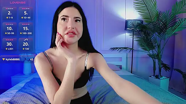 EmilyRamsey online show from 04-16-26, 09:39