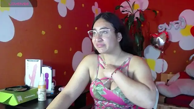 VirellaAshford online show from 04-27-26, 04:16