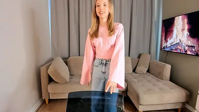 DebiHost online show from 03-07-26, 08:11