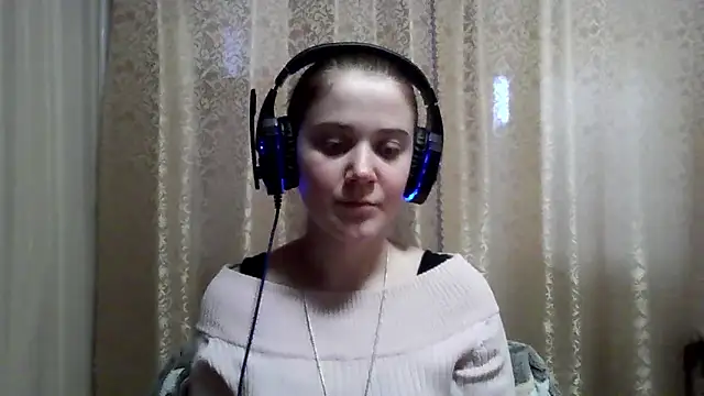 CarinaFolmar online show from 03-11-26, 03:07