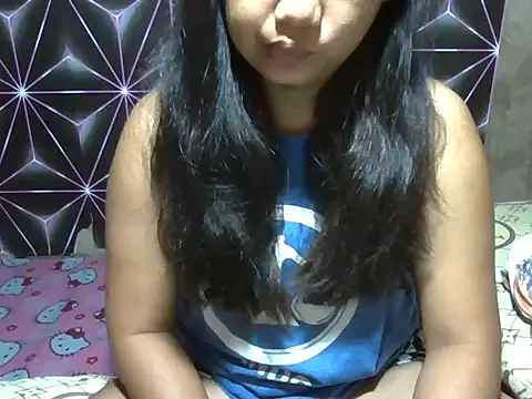 Flowerbebe online show from 04-19-26, 06:10