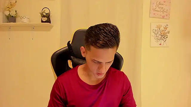 sexy andres01 online show from 07-02-26, 10:05