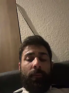 Snapshot of Shayan_021_Private chatting on 05-30-26, 12:30 Shayan 021 Private online show from 05-30-26, 12:30