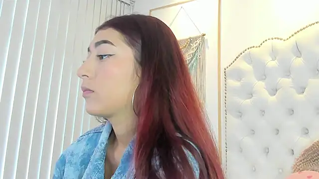 Sara funy online show from 05-26-26, 11:28