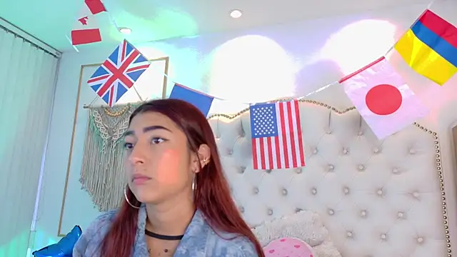 Sara funy online show from 06-16-26, 11:35