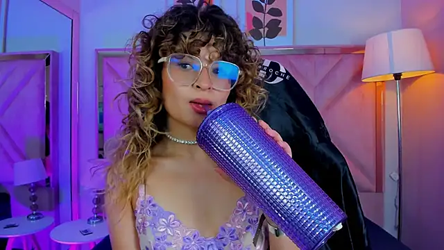 emilyjonesss  online show from 02-25-26, 07:56