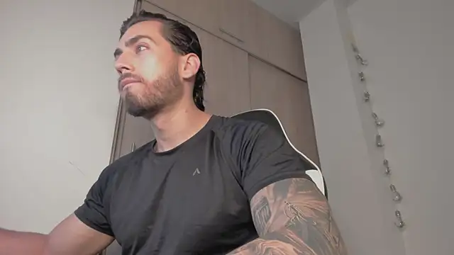 Axel  Blaze online show from 04-24-26, 12:29