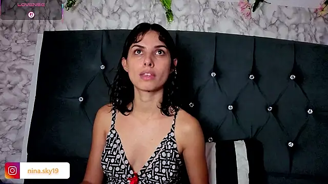 Snapshot of cutninasky chatting on 03-10-26, 10:26 cutninasky online show from 03-10-26, 10:26