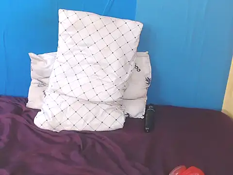 HotChocolateTea online show from 04-20-26, 10:55