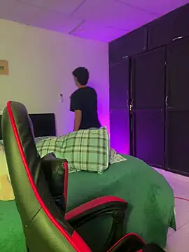 Snapshot of Camii_pink chatting on 03-09-26, 06:45 Camii pink online show from 03-09-26, 06:45