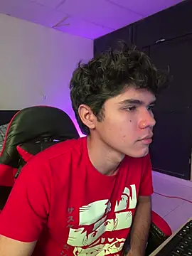 Snapshot of Camii_pink chatting on 03-18-26, 05:49 Camii pink online show from 03-18-26, 05:49