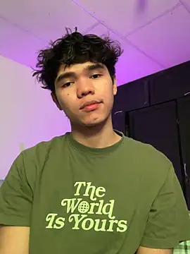 Snapshot of Camii_pink chatting on 03-22-26, 05:49 Camii pink online show from 03-22-26, 05:49