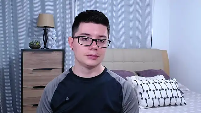 BlackFoXXX69 online show from 06-15-26, 09:39