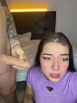 sarah and taylor online show from 04-19-26, 01:21