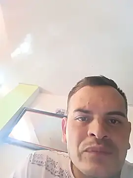 Snapshot of Edwin_Q chatting on 06-16-26, 04:31 Edwin Q online show from 06-16-26, 04:31
