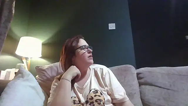 Curvy Clare online show from 03-09-26, 07:29