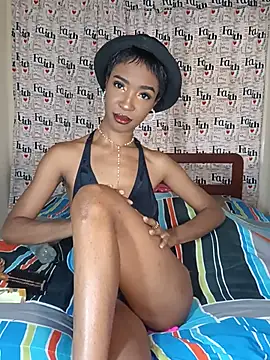 Snapshot of TinnaPeyton chatting on 05-26-26, 06:48 TinnaPeyton online show from 05-26-26, 06:48