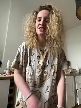 curlyirishgirl online show from 02-26-26, 05:01