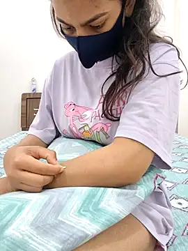 Snapshot of sakshi_jha chatting on 03-07-26, 09:45 sakshi jha online show from 03-07-26, 09:45